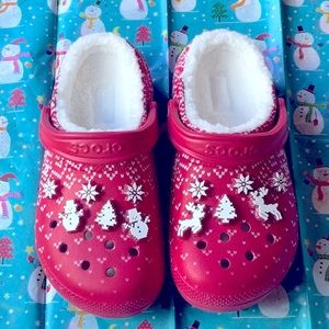 ❄️☃️❄️ CROCS CLASSIC LINED HOLIDAY CLOG ❄️☃️❄️ NWT ❄️☃️❄️